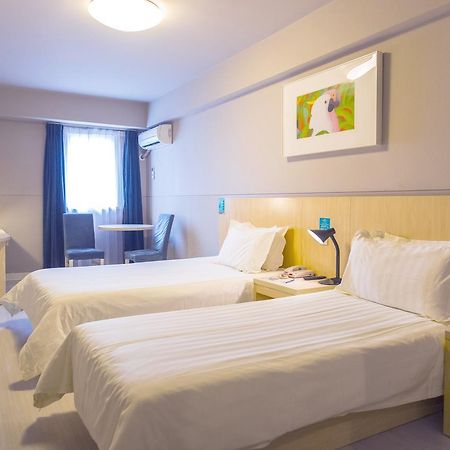 Jinjiang Inn Chengdu Chunxi Road Taiguli Hotel ภายนอก รูปภาพ