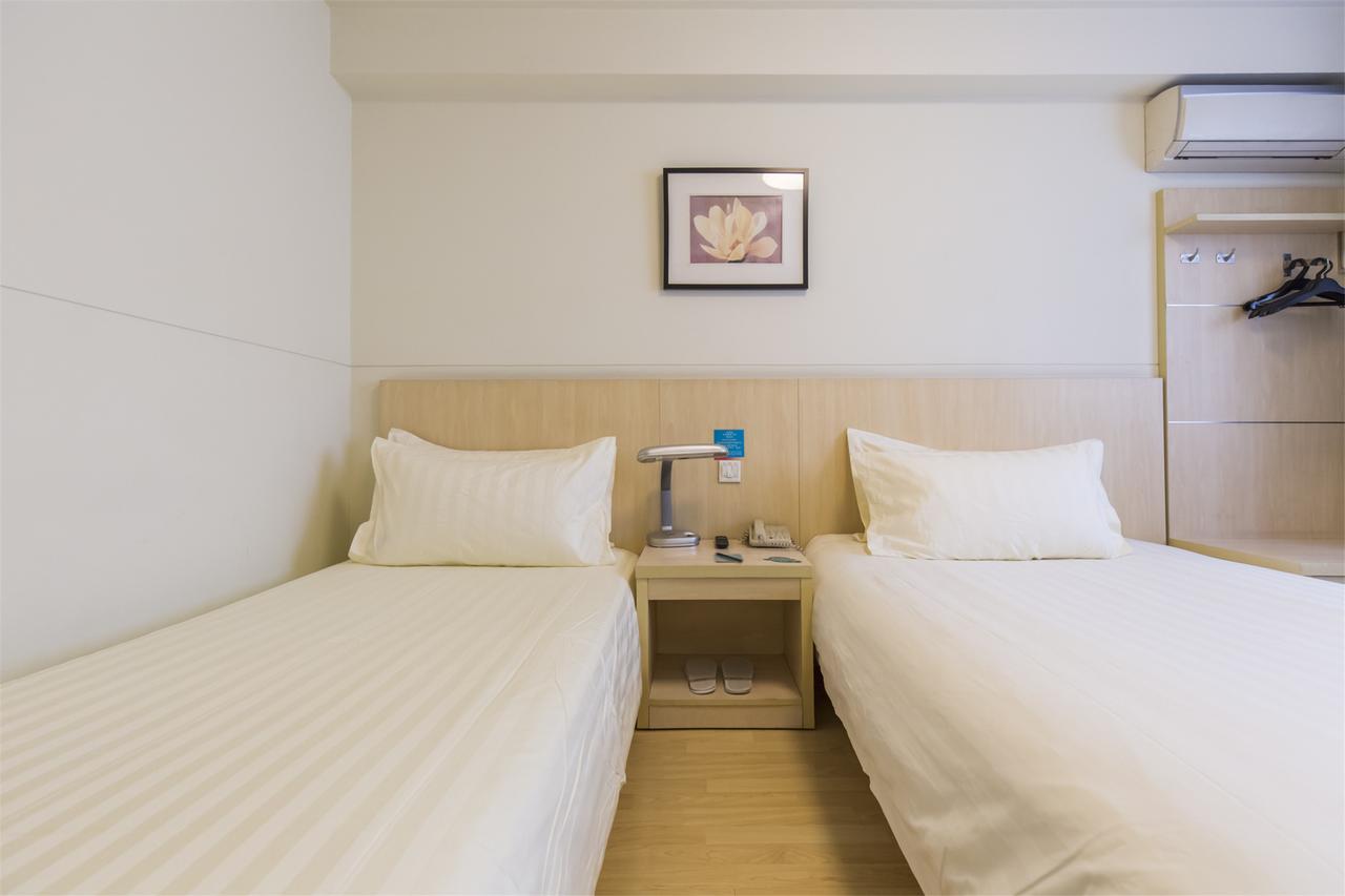 Jinjiang Inn Chengdu Chunxi Road Taiguli Hotel ภายนอก รูปภาพ