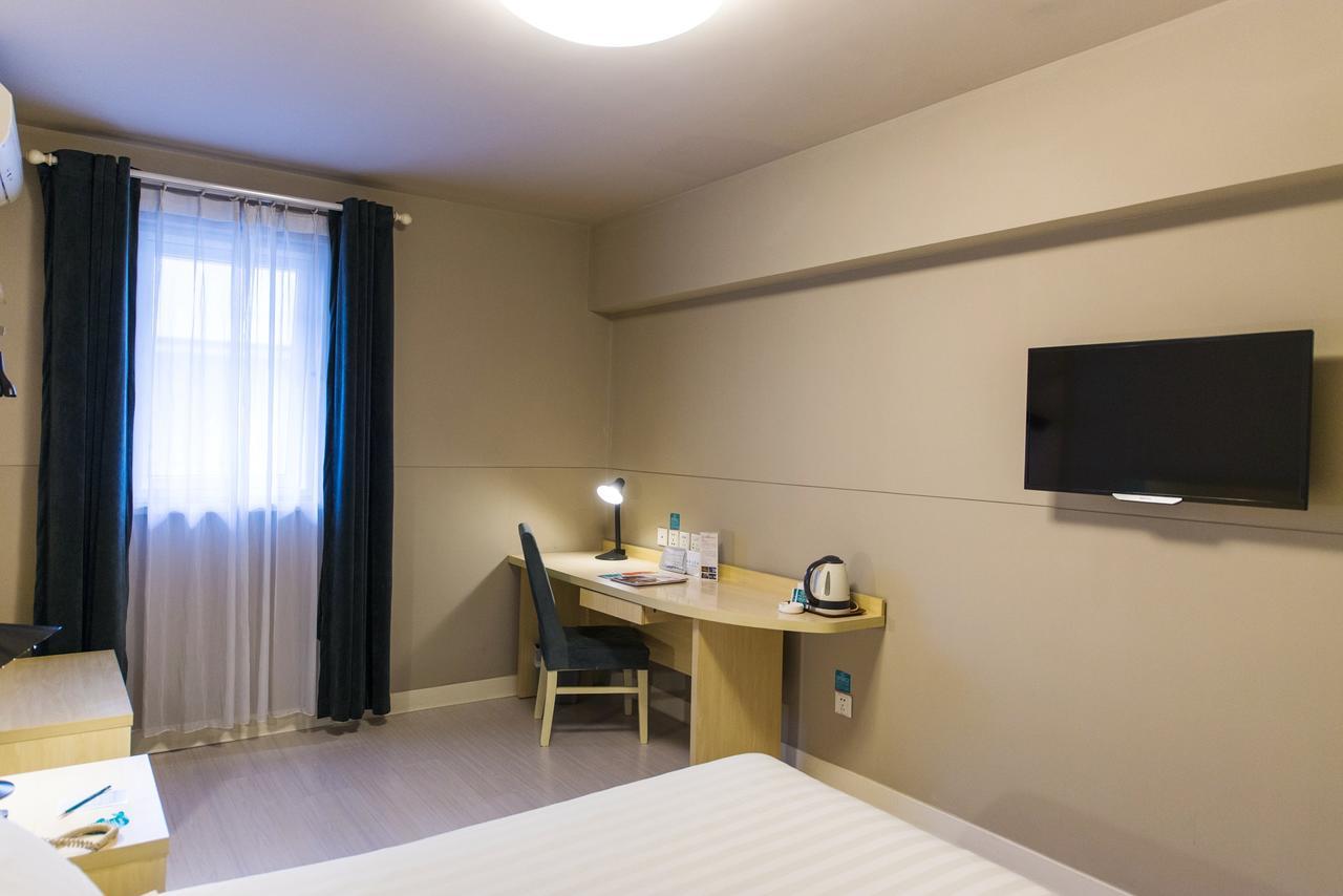 Jinjiang Inn Chengdu Chunxi Road Taiguli Hotel ภายนอก รูปภาพ