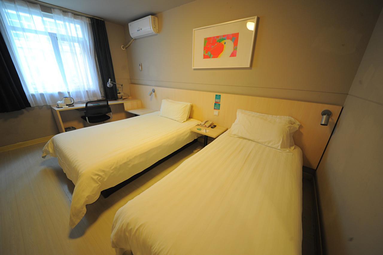Jinjiang Inn Chengdu Chunxi Road Taiguli Hotel ภายนอก รูปภาพ