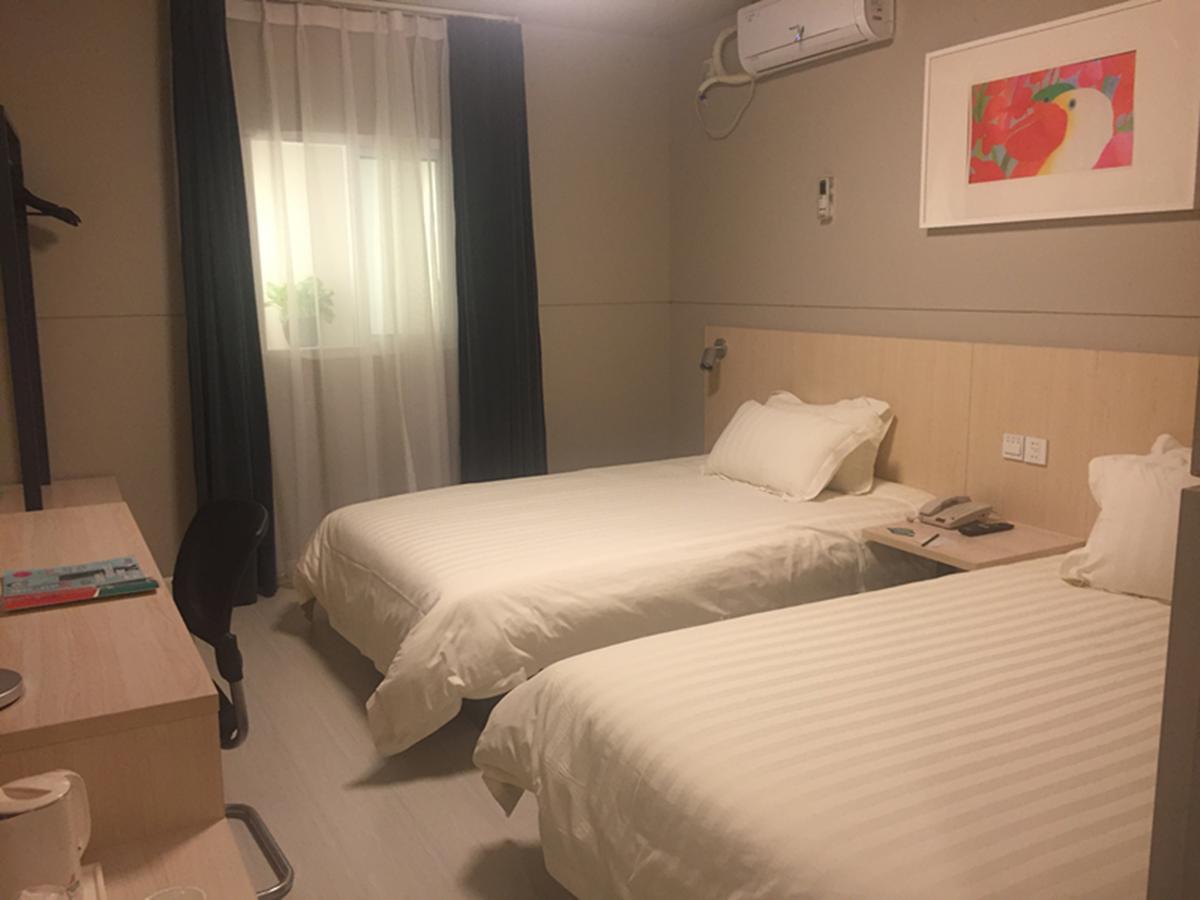 Jinjiang Inn Chengdu Chunxi Road Taiguli Hotel ภายนอก รูปภาพ